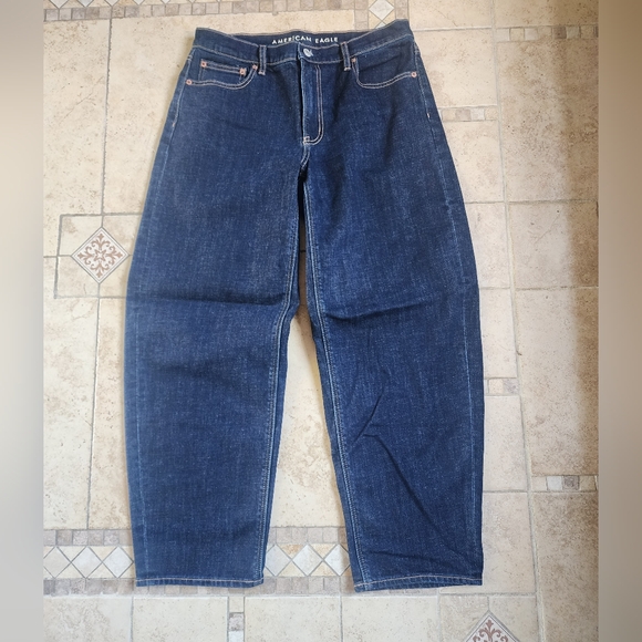American Eagle Outfitters Denim - American Eagle Outfitters Barrel Jeans